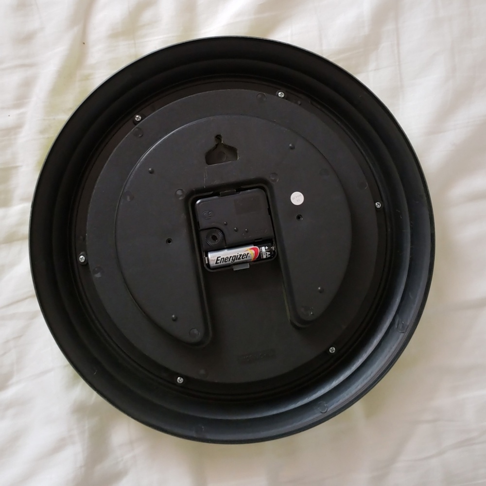 Clock - Picture 2 of 3